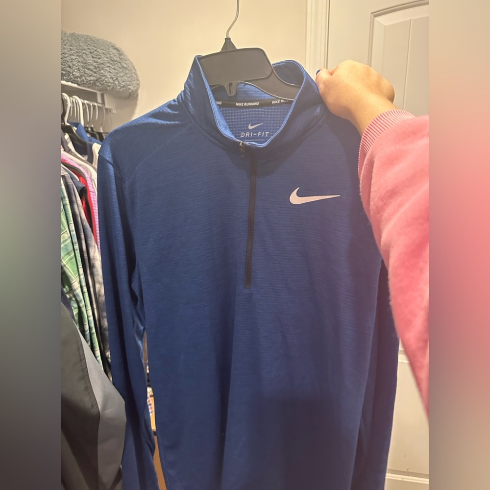 Men’s Nike Dri Fit pullover